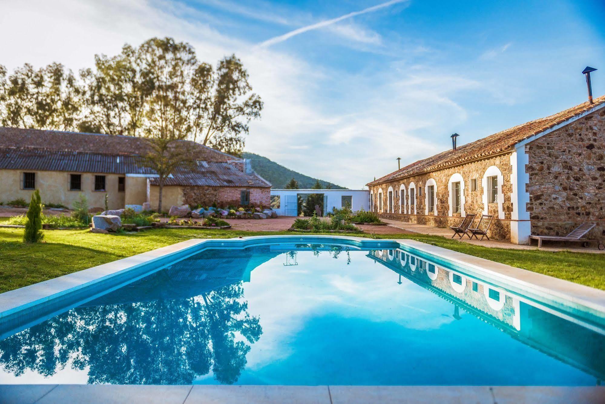Balneario Aguas Villaharta Buitenkant foto