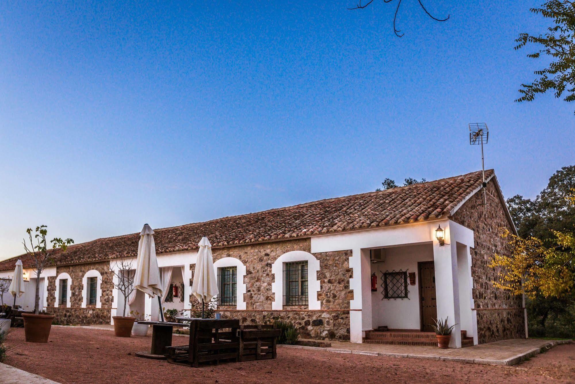 Balneario Aguas Villaharta Buitenkant foto